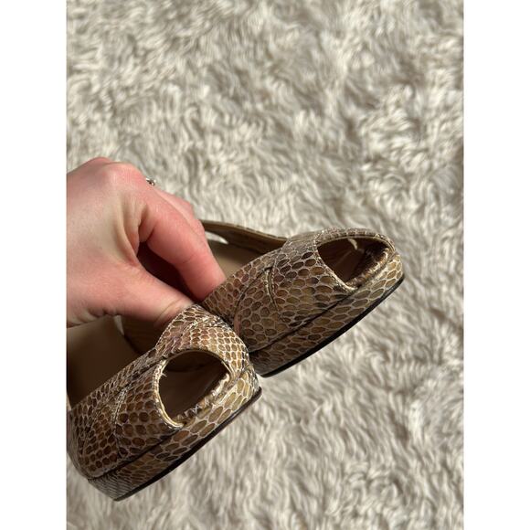 Stuart Weitzman Sz 7 Peeptoe Mushroom Crystal Slingback Snakeskin Pumps Heels - Picture 6 of 9